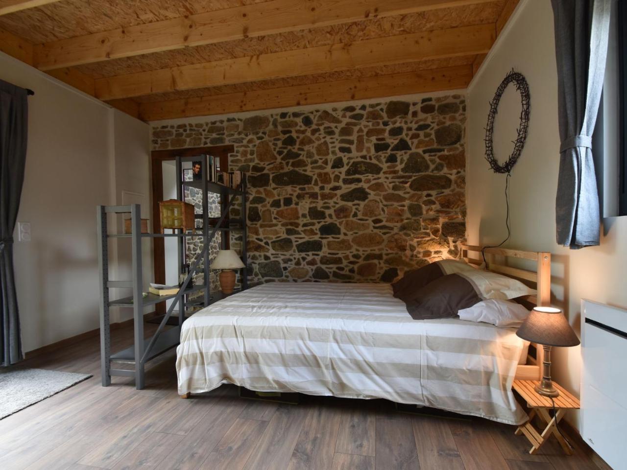 Breton Stone House In Saint Gilles Les Bois Βίλα Εξωτερικό φωτογραφία